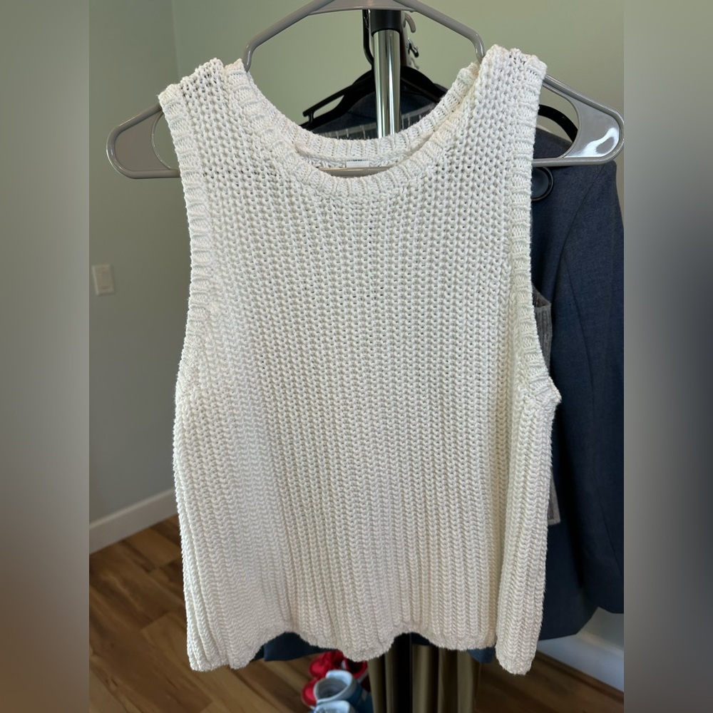 Old Navy Sleeveless Open Stitch Sweater - Picture 2 of 3